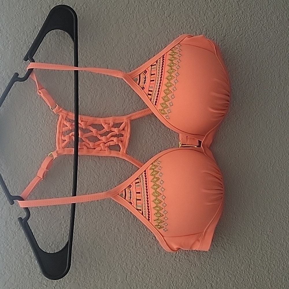 Bathing suit top size large